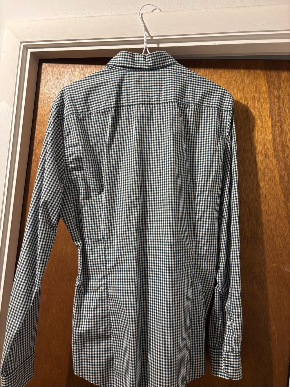 3 H&M button downs - Picture 3 of 9